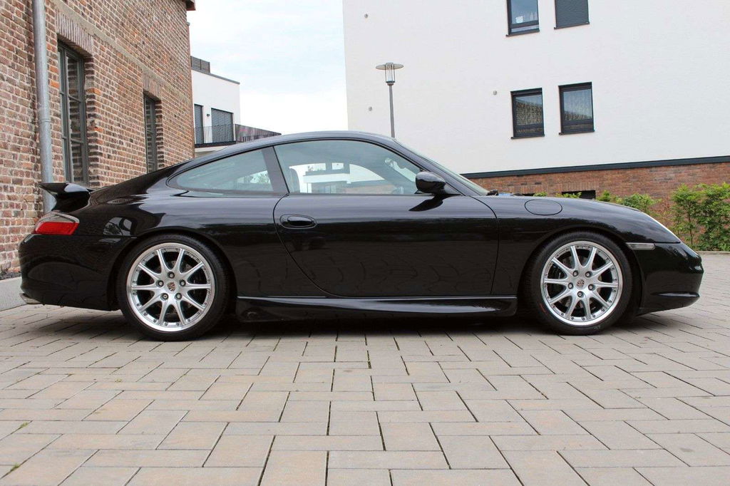 Porsche 996 Carrera