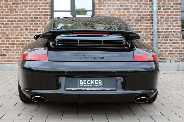 Porsche 996 Carrera