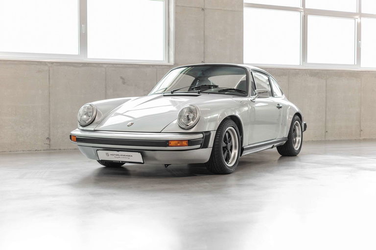 Porsche 911 Carrera 2,7