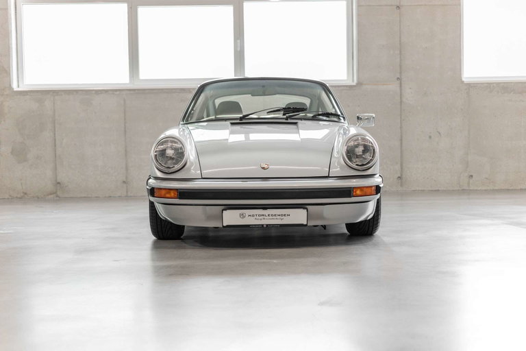 Porsche 911 Carrera 2,7
