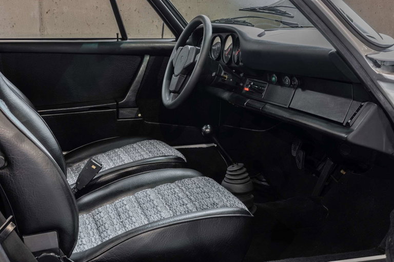 Porsche 911 Carrera 2,7