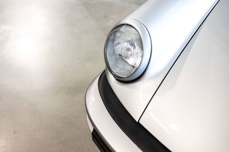 Porsche 911 Carrera 2,7