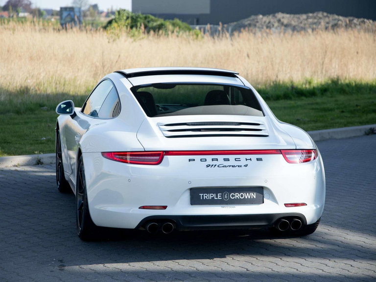 Porsche 991 Carrera 4