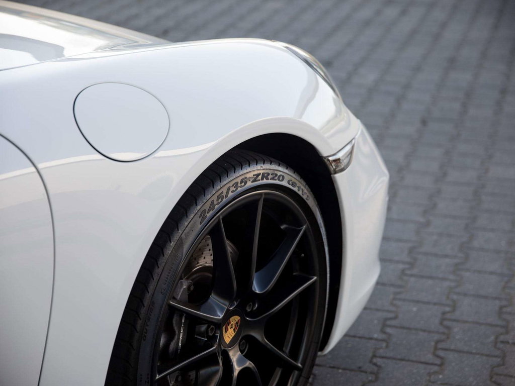 Porsche 991 Carrera 4