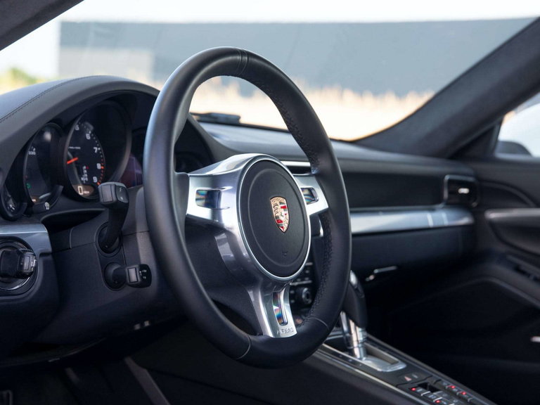 Porsche 991 Carrera 4