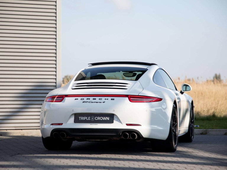 Porsche 991 Carrera 4