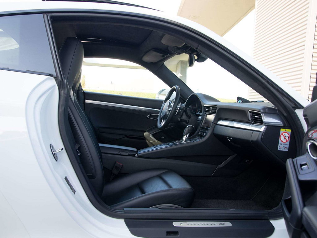 Porsche 991 Carrera 4