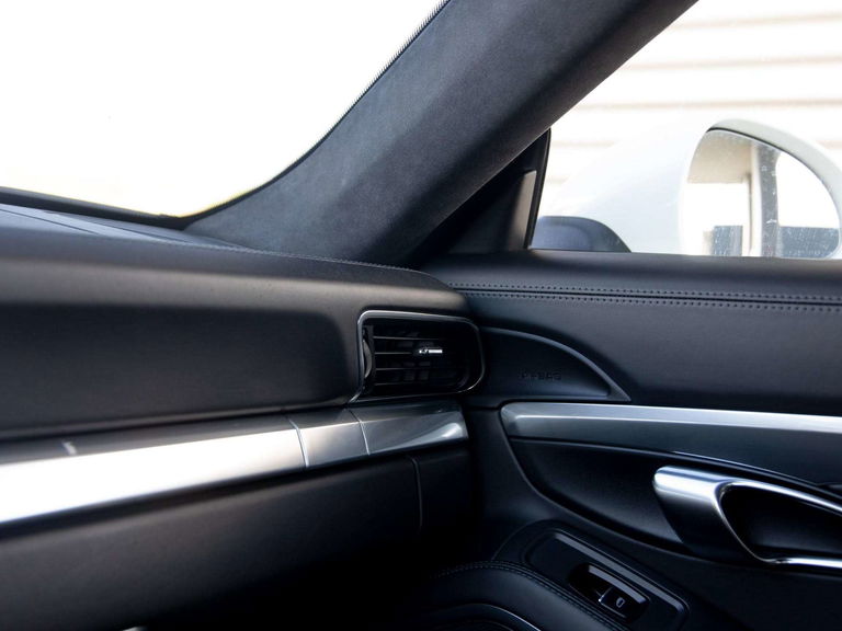 Porsche 991 Carrera 4