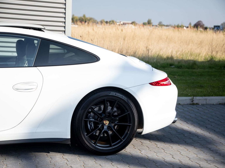 Porsche 991 Carrera 4