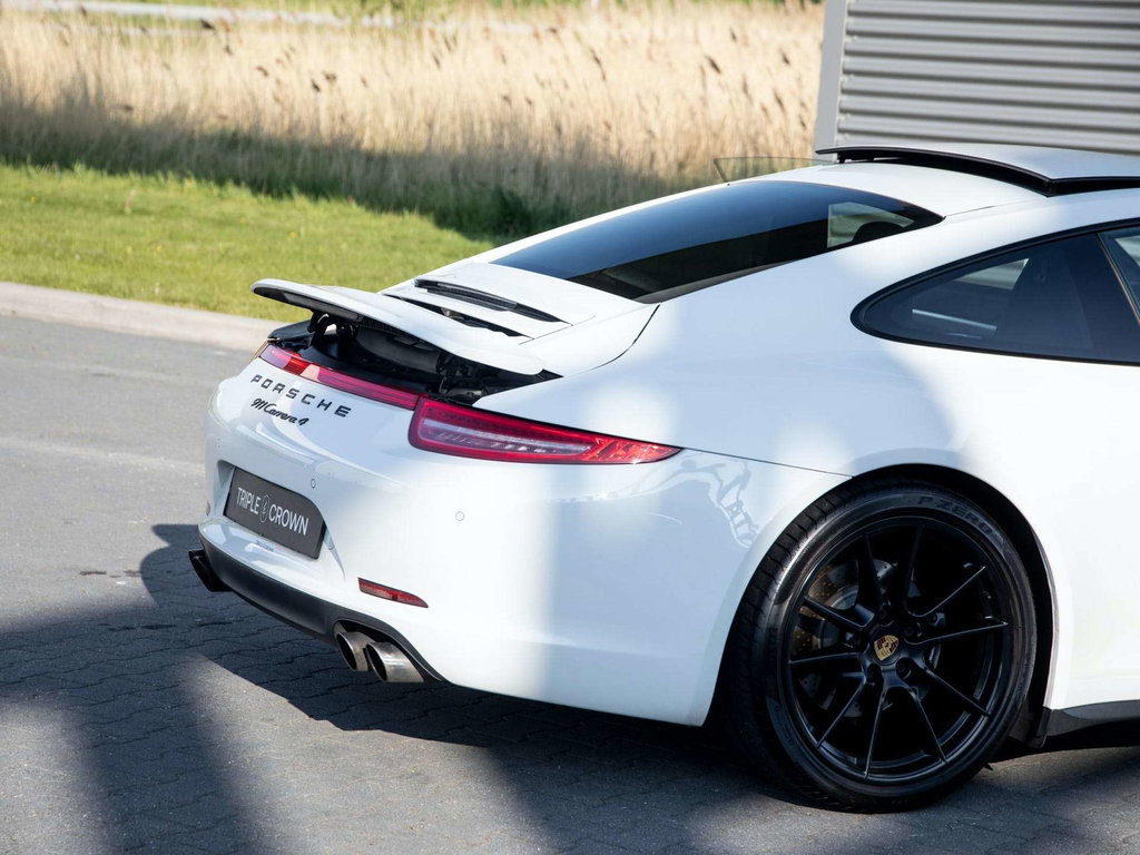 Porsche 991 Carrera 4