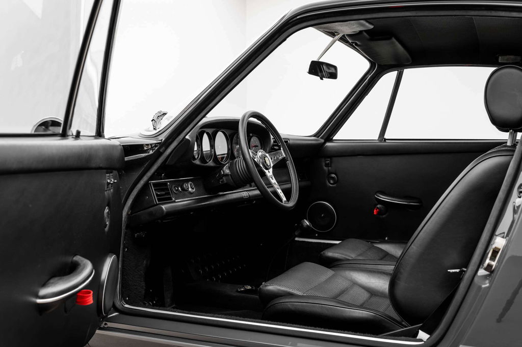 Porsche 911 Backdate