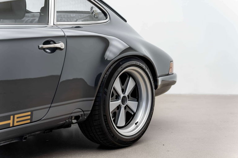Porsche 911 Backdate