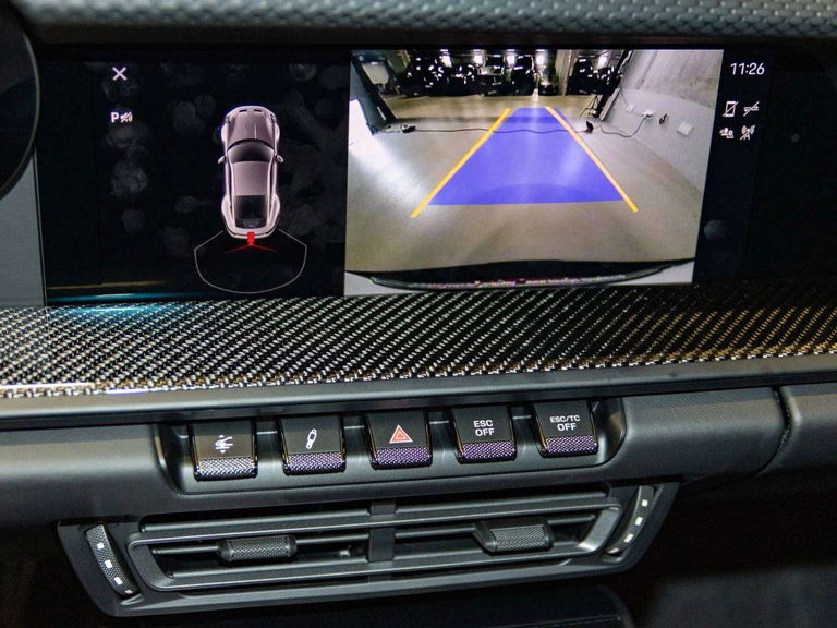 Porsche 992 GT3 Touring