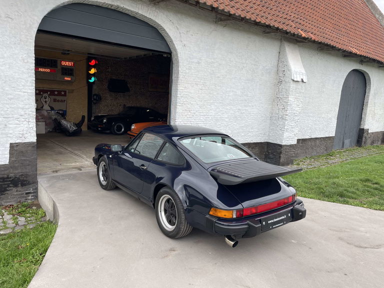 Porsche 911 Carrera 3.2