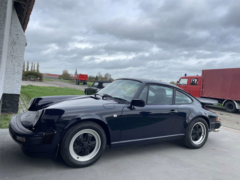 Porsche 911 Carrera 3.2
