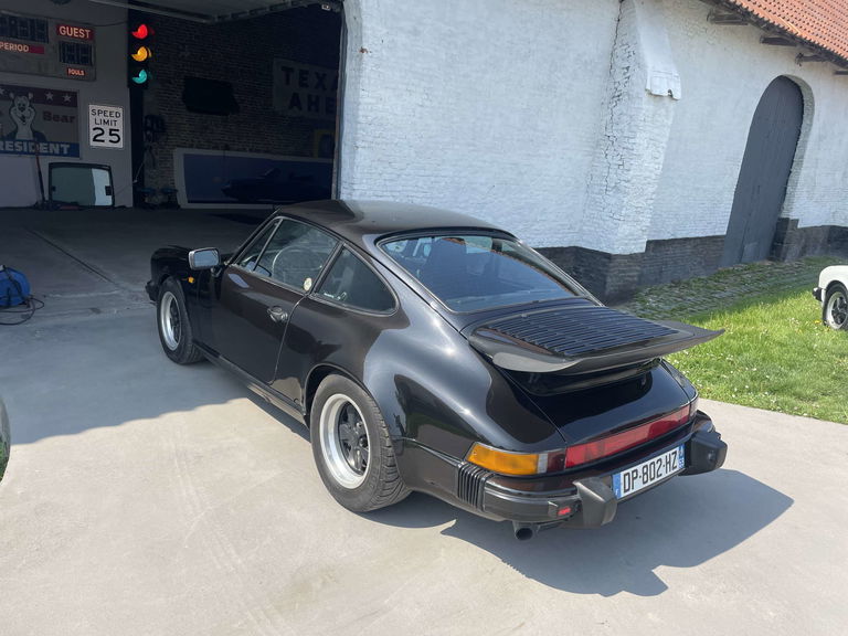 Porsche 911 Carrera 3.2