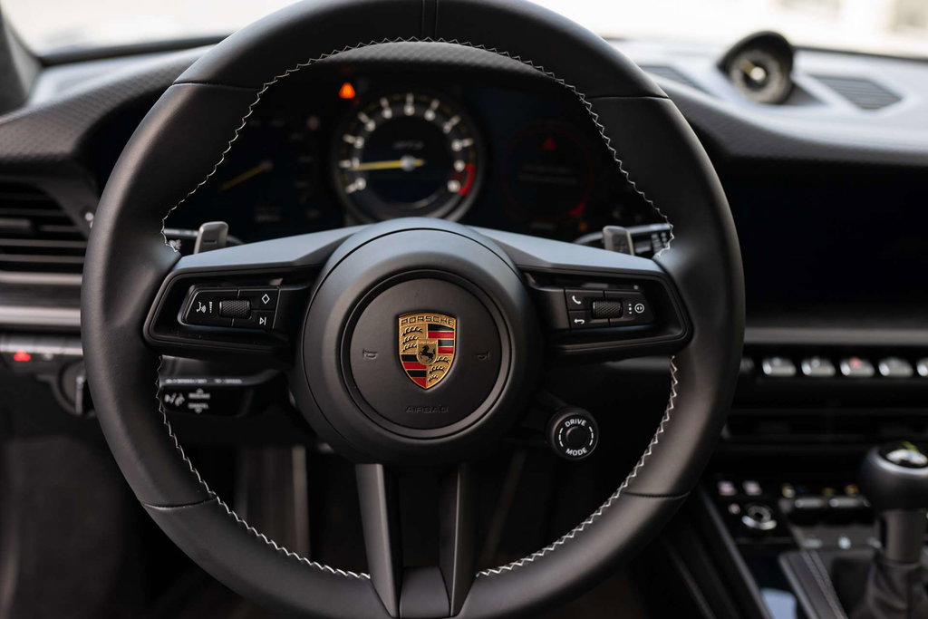 Porsche 992 GT3 Touring