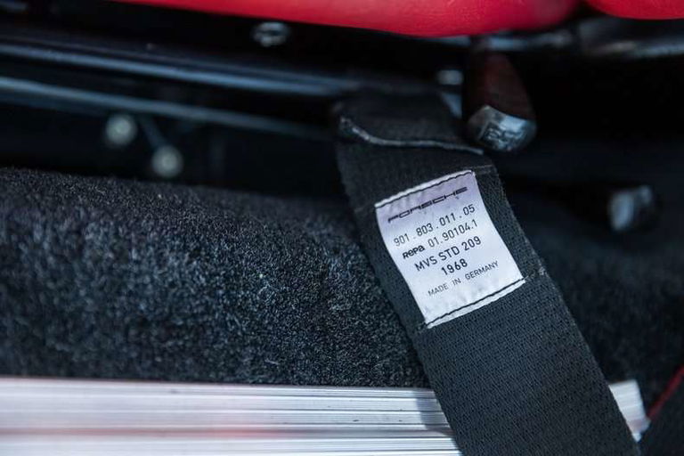 Porsche 911 S (F-Modell)