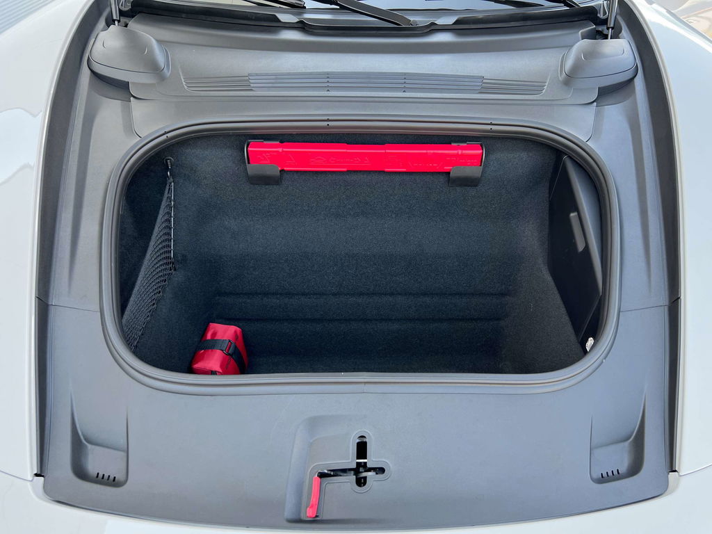 Porsche 992 Carrera GTS