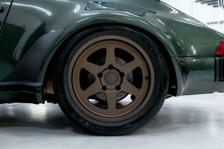 Porsche 911 Modified