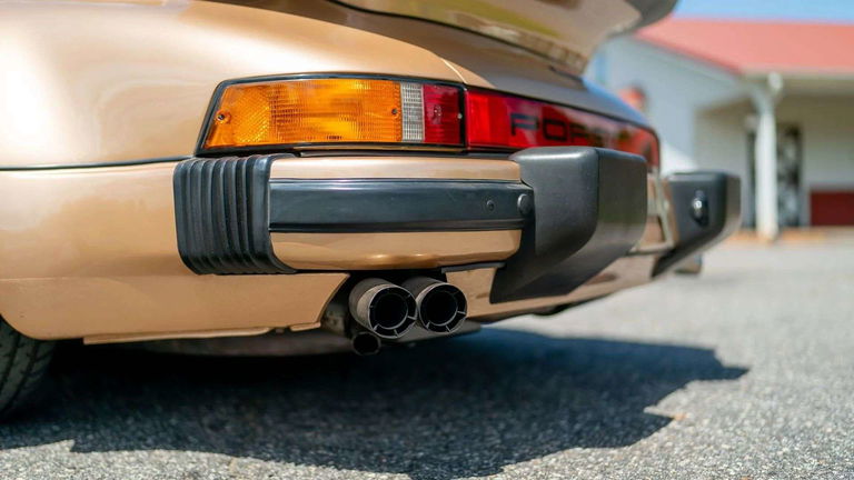 Porsche 911 Turbo 3.3 (US)