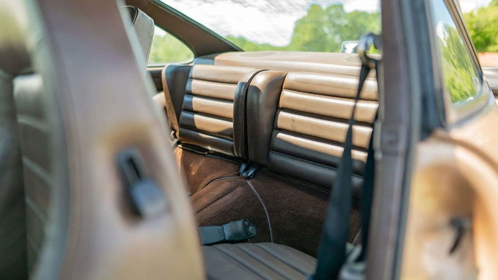 Porsche 911 Turbo 3.3 (US)