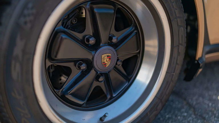 Porsche 911 Turbo 3.3 (US)