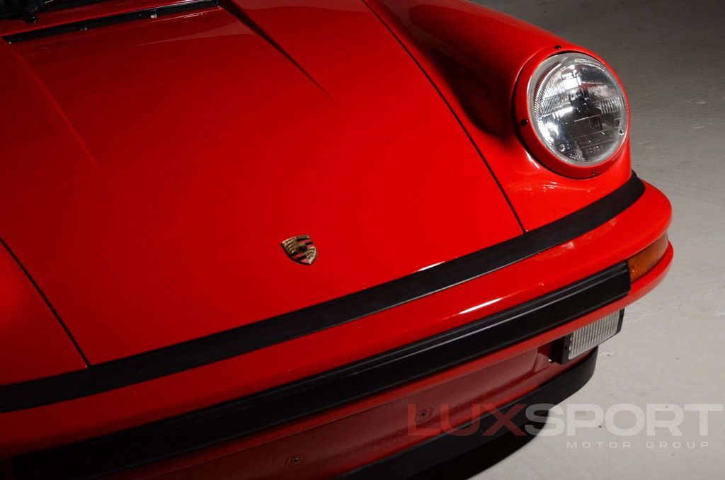 Porsche 911 Carrera 3.2 (US)