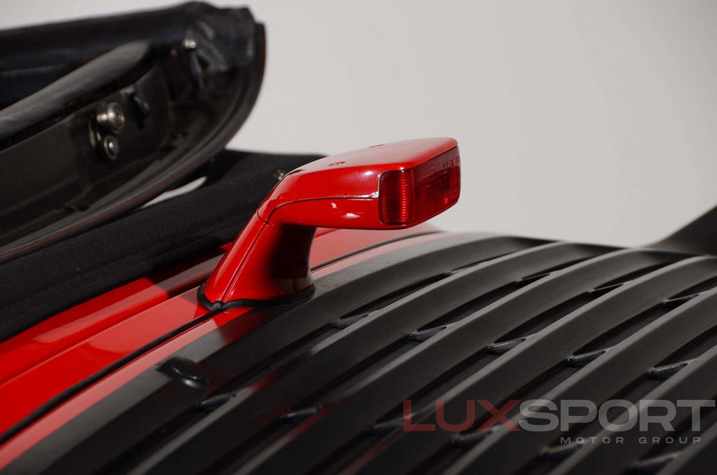 Porsche 911 Carrera 3.2 (US)