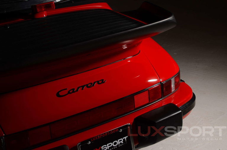 Porsche 911 Carrera 3.2 (US)