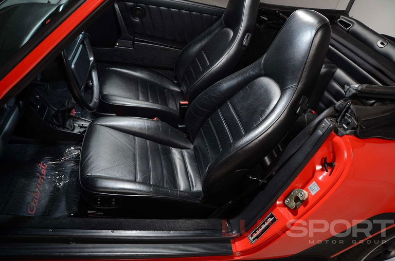 Porsche 911 Carrera 3.2 (US)