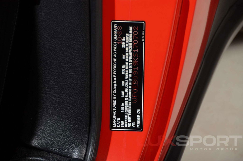 Porsche 911 Carrera 3.2 (US)