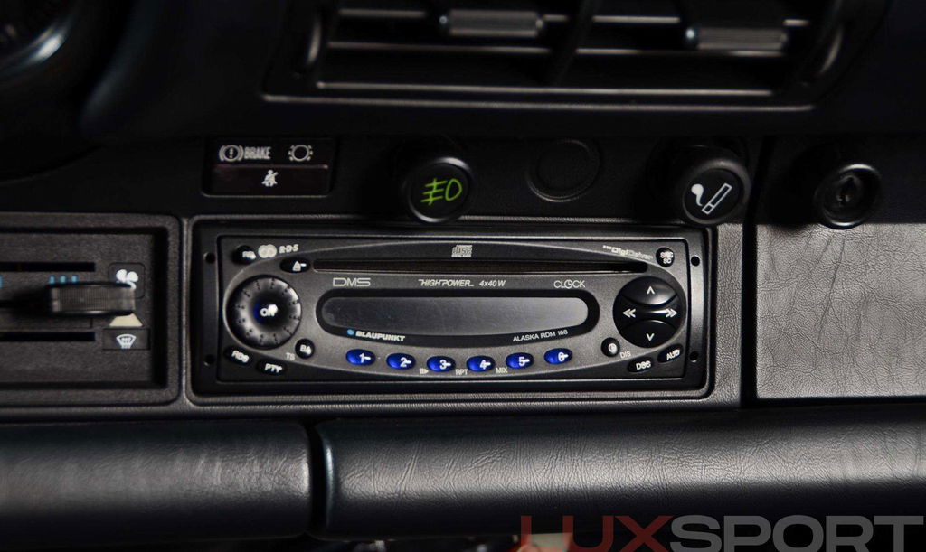 Porsche 911 Carrera 3.2 (US)