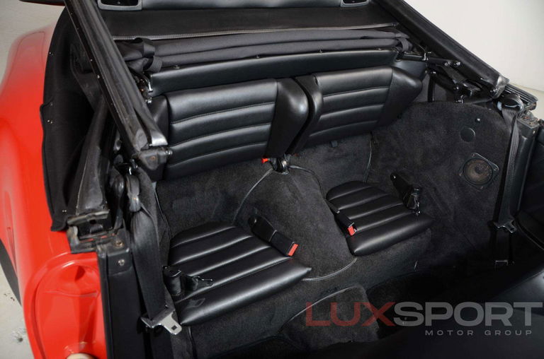 Porsche 911 Carrera 3.2 (US)