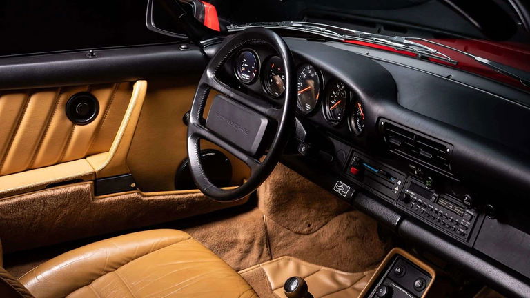 Porsche 911 Carrera 3.2 Speedster