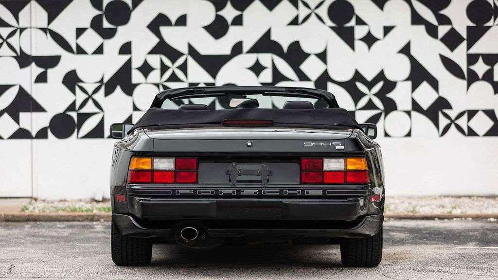 Porsche 944 S2 Cabriolet