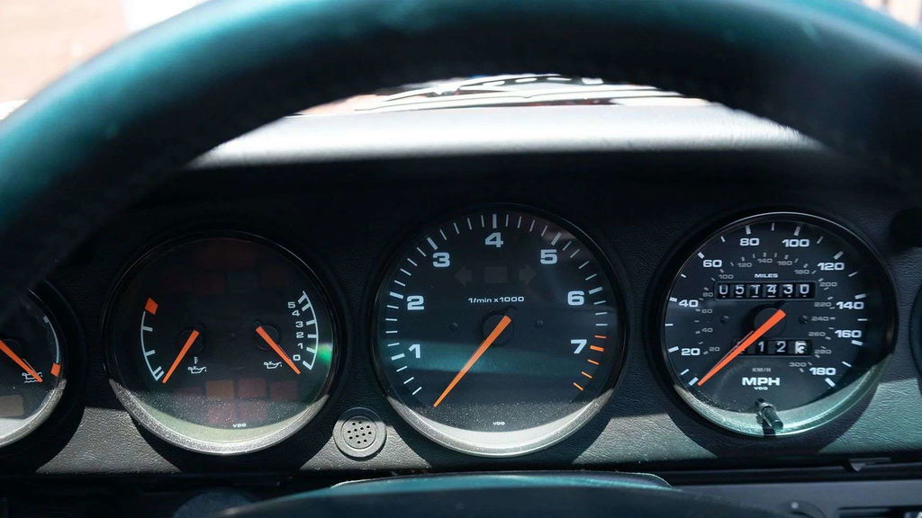 Porsche 964 Carrera 2