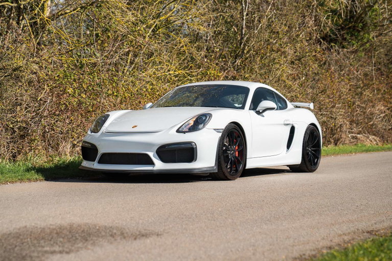 Porsche 981 Cayman GT4
