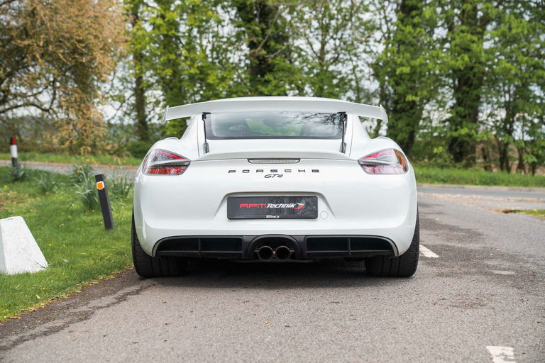 Porsche 981 Cayman GT4