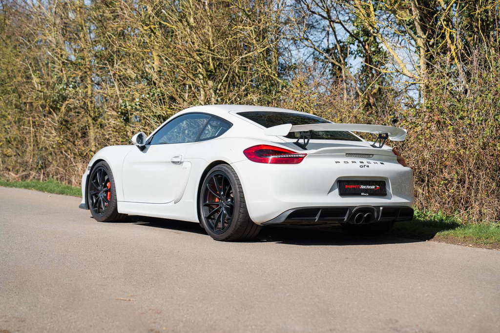 Porsche 981 Cayman GT4
