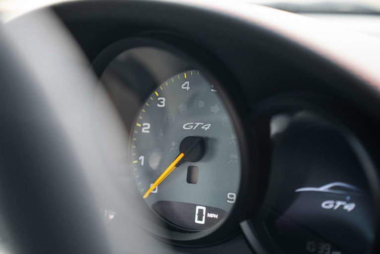Porsche 981 Cayman GT4