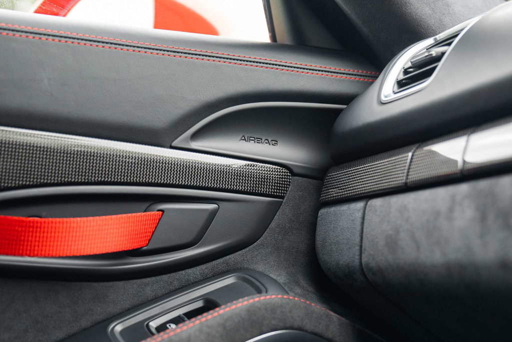 Porsche 981 Cayman GT4