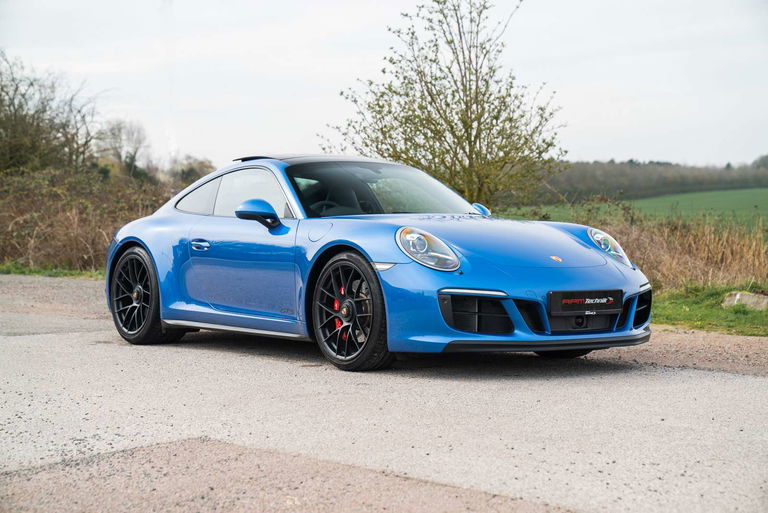 Porsche 991.2 Carrera GTS