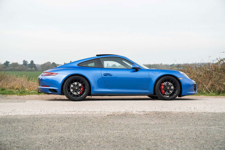 Porsche 991.2 Carrera GTS