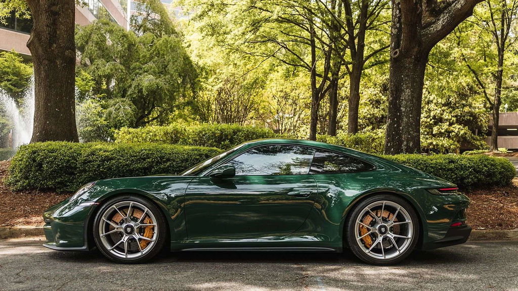 Porsche 992 GT3 Touring