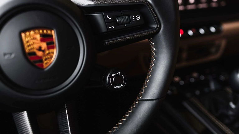 Porsche 992 GT3 Touring