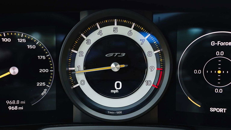 Porsche 992 GT3 Touring