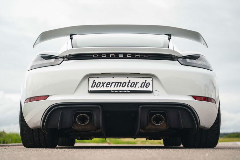 Porsche 718 Cayman GT4