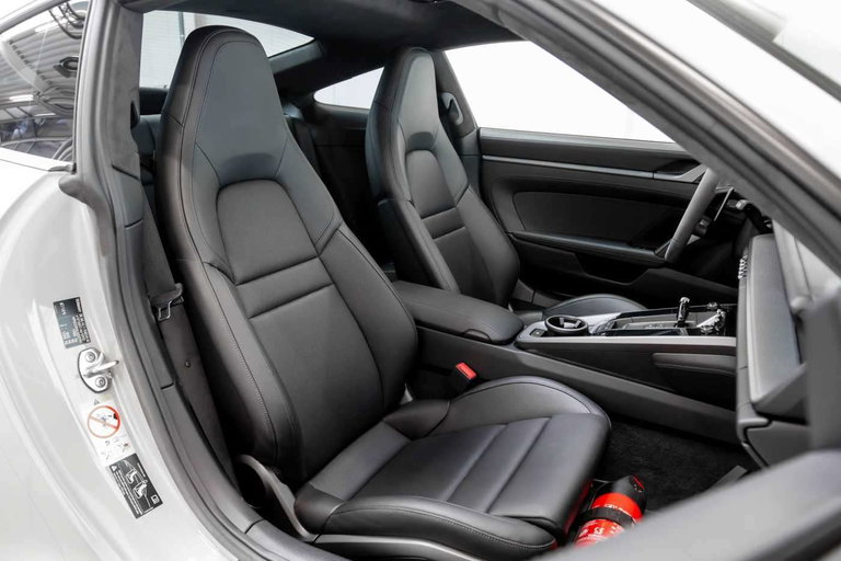 Porsche 992 Carrera S