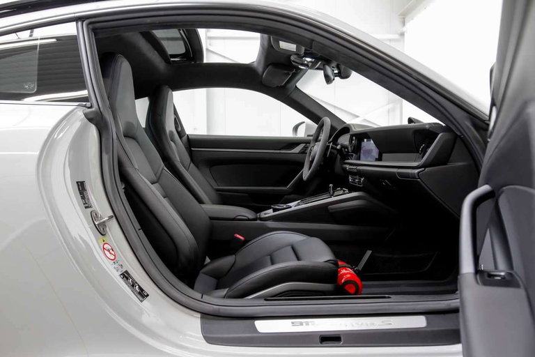 Porsche 992 Carrera S